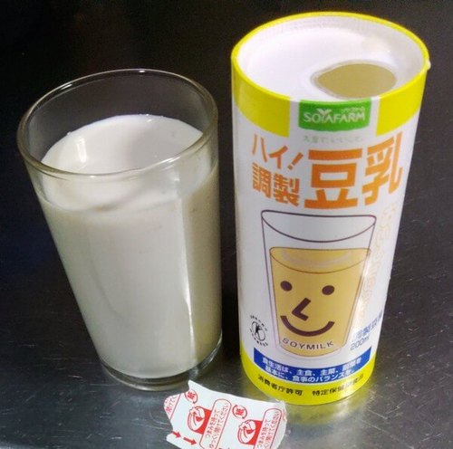 ソヤファームハイ調整豆乳4.JPG